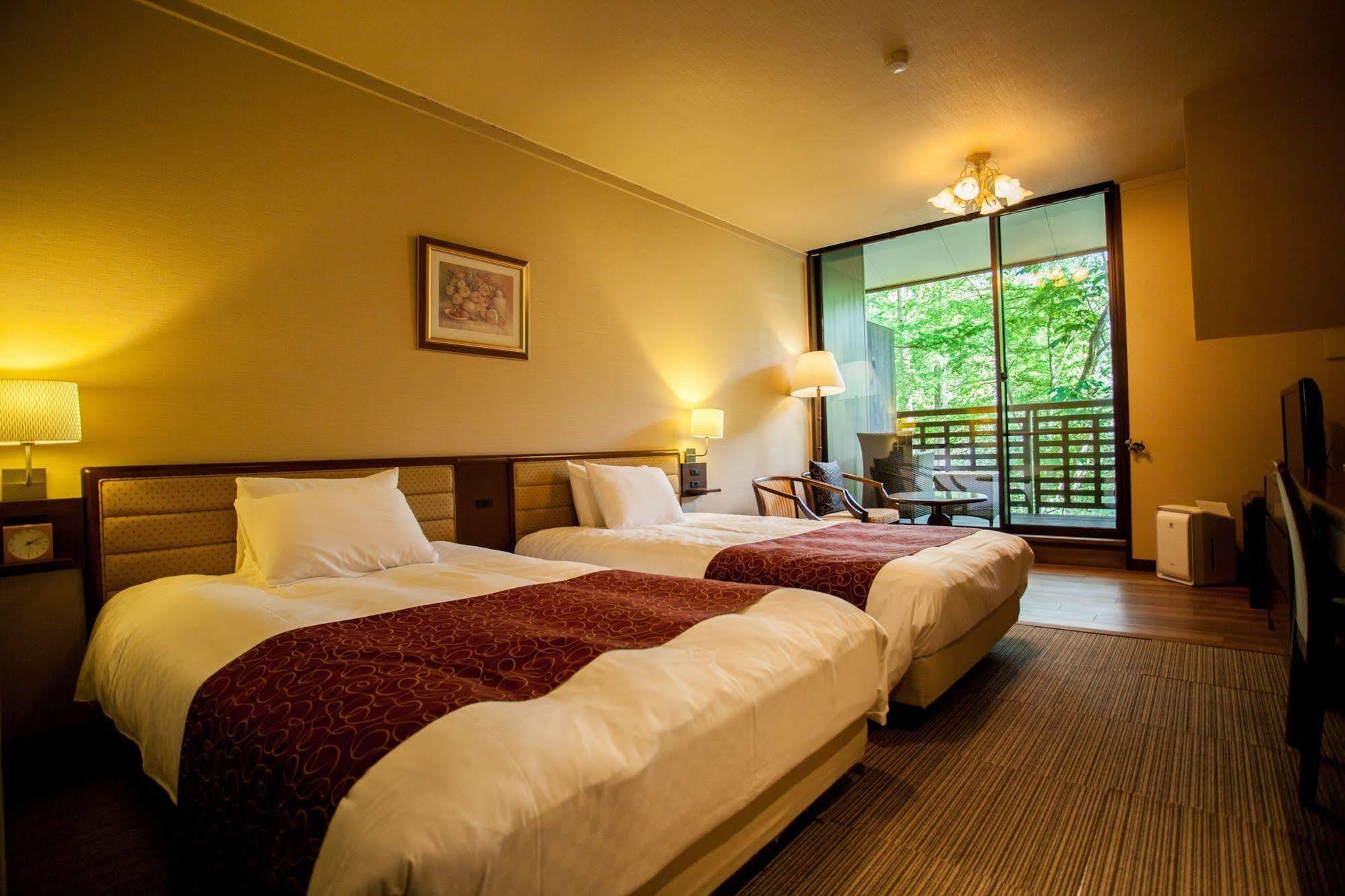 Izumigo Takayama Dog Paradise Hotel Ngoại thất bức ảnh